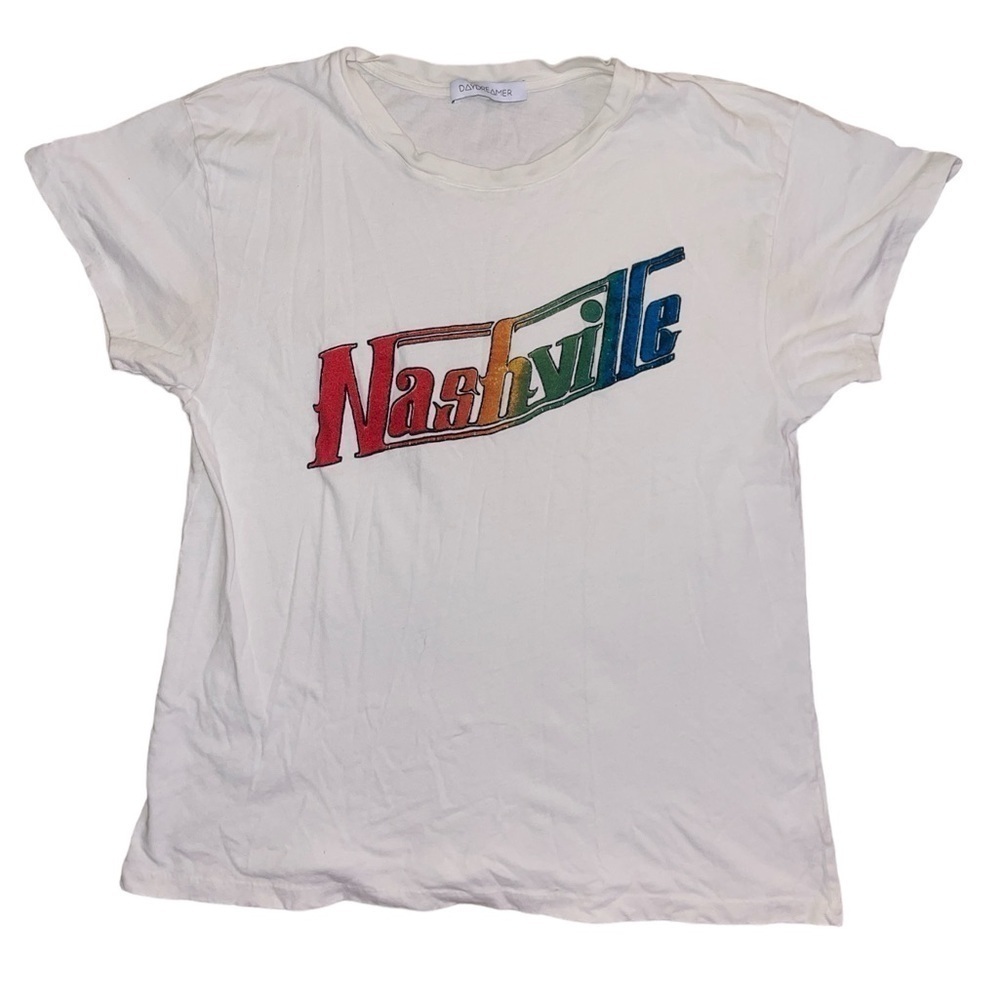 Nashville rainbow Daydreamer graphic T-shirt women’s size medium
